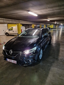 Renault meganebreak 15dci Aut. 2017. (ongeval linksvoor)