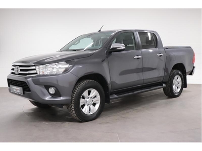 Toyota Hilux 2.4 D4D Comfort 6 MT DCAB Toyota Hilux Comfort