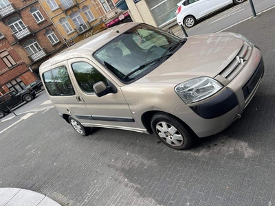 Citroen Berlingo 1.4i 2006 essence benzine perfect mechanisc