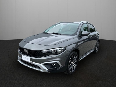 Fiat Tipo Hatchback Cross (bj 2023)