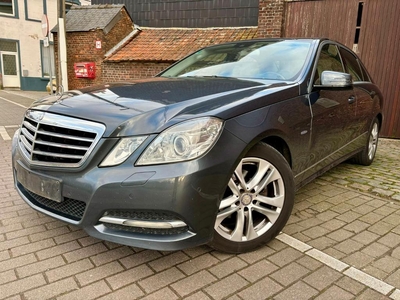 MERCEDES E200 CDI AVANTGARDE