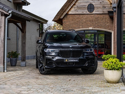 BMW X7 xDrive40d M-Pack / Trekhaak / 7 Zitplaatsen / Pano