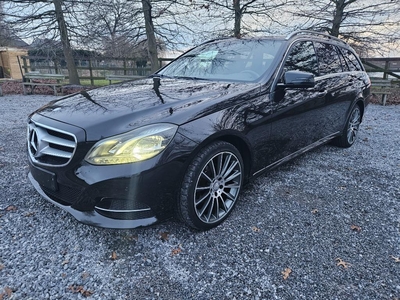 Mercedes E200