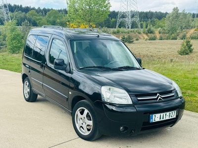 Citroën Berlingo zeer mooie staat 2850€ gekeurd voor verkoop