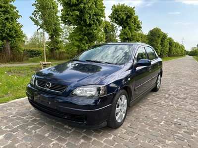 Opel astra 1.4i benzine/essence 4deur’s Gekeurd voor verkoop