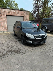 Skoda fabia 1.4 benzine 2014