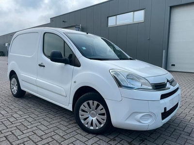 Citroen Berlingo 1,6 benzine Licht Vracht ** 1J GARANTIE **