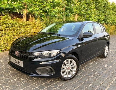 Fiat tipo hatchback 2019 1.4 benzine / Navi / Airco / 10.000