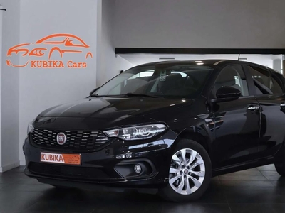 Fiat Tipo SEDAN 1.4i Zetelverw. Navigatie CruiseC ParkS Gara