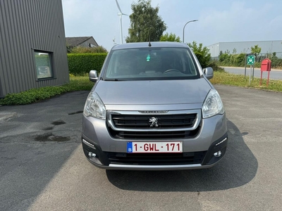 Peugeot Partner 1.2 essence 81 kw Airco GPS Euro 6B