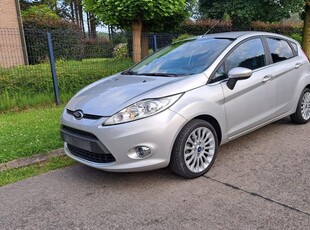 ford fiesta 1.3 benzine met airco gekeurd voor verkoop