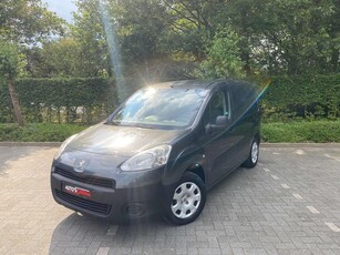 Peugeot Partner 1.6i Lichte Vracht | Airco️| Park senso