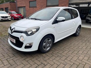 Renault Twingo 1.2i 75pk nieuwe staat , airco , cruise