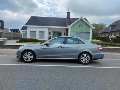 MERCEDES E200CDI AVANTGARDE 1EIG. 124.000 KM!!! perfect