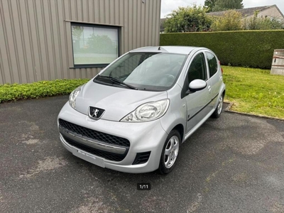 Peugeot 107 ..Bj 2009 /1.0 essence..47 000km