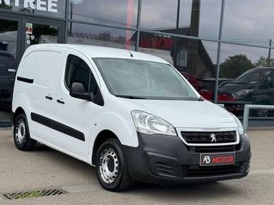 Peugeot Partner 1,6 HDI 3 PLACES 100CV CLIM (bj 2019)