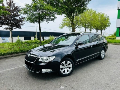 SKODA SUPERB 1.4i (92kW-125Cv) 139.000km