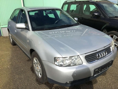 Audi A3 1.9 TDi 74KW Ambiente Design DIESEL (bj 2003)