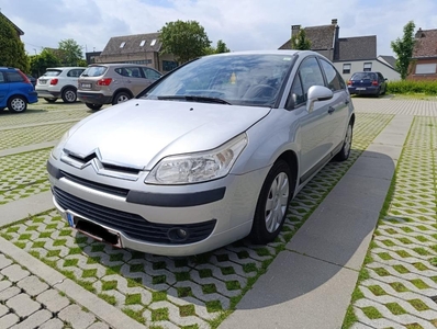 Citroen benzine 166000 km