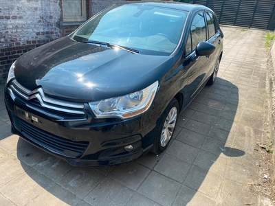 Citroën c4 1.4 vti klaar voor registratie