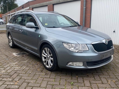 skoda superb 1.6 TDI 77 kw 2011 EURO 5 269.000 km Airco