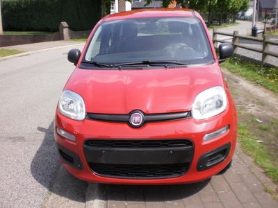 ZEER MOOIE FIAT PANDA EURO 6 B