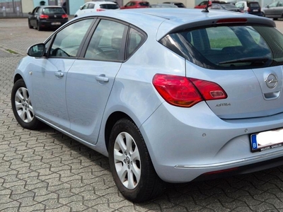 Opel astra 17cdti an2014.185mkm 1prop facelift 4200€