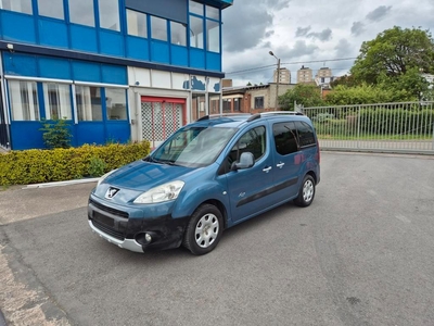 Peugeot Partener 1.6Hdi 7place An 2011 Pret a immatriculer