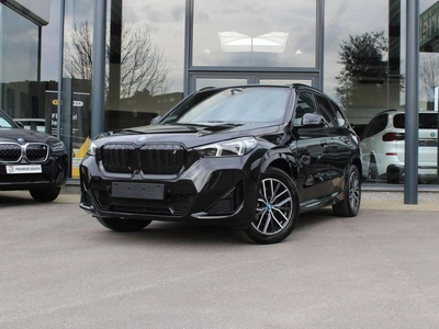 BMW X1 iX1 xDrive30 / M Sport / PANO / LEER / TRKHK / FULL!