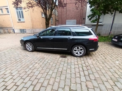 Citroën C5 Tourer 2012 1.6diesel met slechts 110.000km Euro5