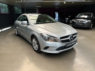 Mercedes CLA 180 BENZIN*AUTOMAAT *PANO*LEDER*SAFE*EERSTE EIG