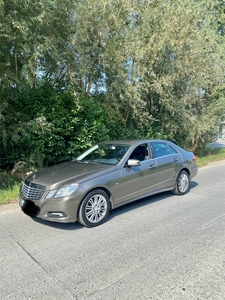 Mercedes E220 Diesel AUTOMAAT weinig km