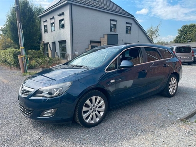 Opel Astra Sports Tourer 1.4 Turbo,Airco,Leder,Gps,Xenon,...