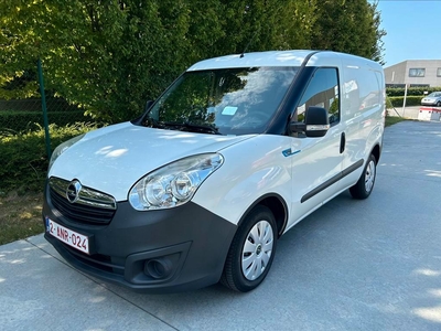 Opel Combo 1.6DCI (140pk) Airco//Camera//Parkeersensoren