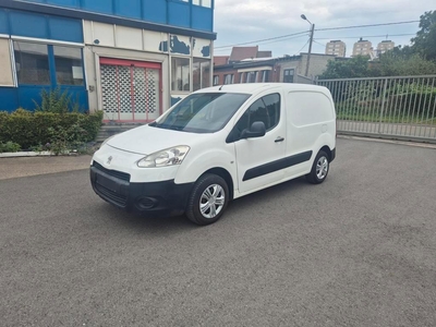 Peugeot Partener 1.6Hdi utilitaire 3place Airco An 2014