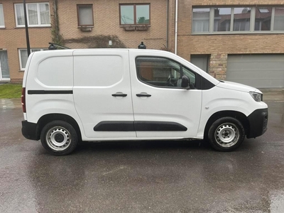 Peugeot partner 1.5 hdi 128000 km 3 zitplaatsen 09/2020