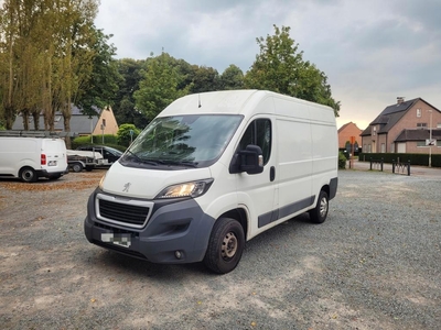 Peugoet boxer 2.0hdi airco euro 6b 207000km