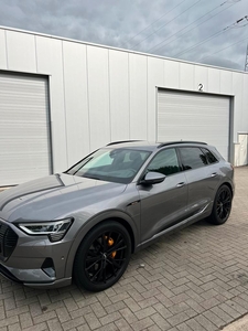 Te koop Audi Etron Quattro S line btw wagen