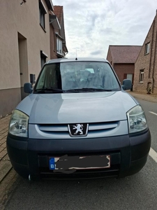 Te koop Peugeot Partner 2004, 168895km, benzine