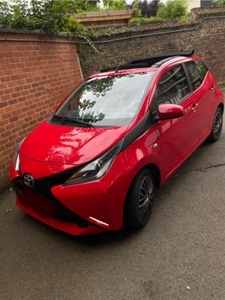 Toyota Aygo x play rood