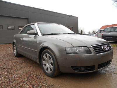 Audi A4 2.5 TDi V6 CVT Multitronic