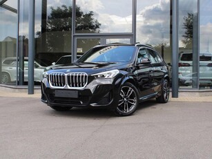 BMW X1 sDrive18i M Sport / TREKHAAK / CAMERA / CARPLAY