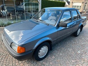 Ford Orion Oldtimer Bj:1987 zeer goede staat! Zie foto’s!