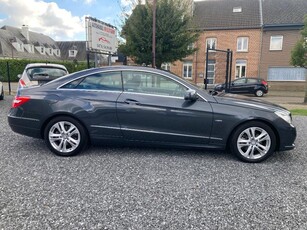 Mercedes E 200 Coupe AUTOMAAT 1.8i 64000km 1st eig. Garantie