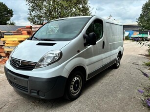 Opel vivaro année 2014