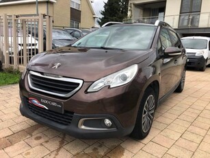 Peugeot 2008 benzine van 2014 155000 km met onderhoud boekje