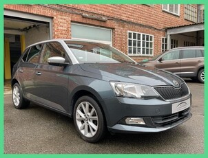 Skoda Fabia 1.0i Benzine 75pk *GPS/Airco/SmartLink*