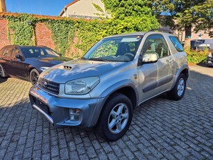 Toyota RAV4 2.0 D4D 4X4 / Airco / Alu Velgen / Trekhaak