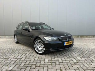 BMW 3-serie Touring 325i High Executive | Lange APK | Pano