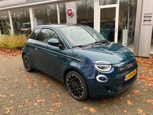 Fiat 500e 42 kW La Prima